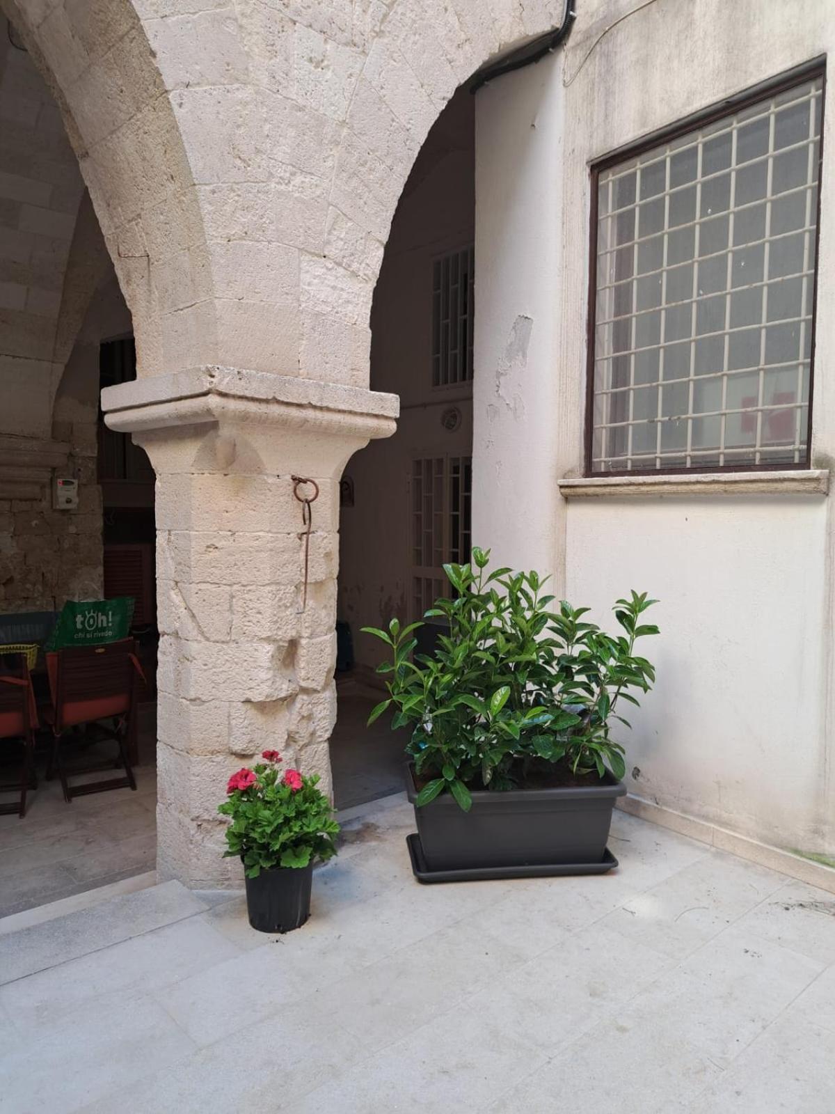 Il Cortiletto Apartment Bari Bagian luar foto
