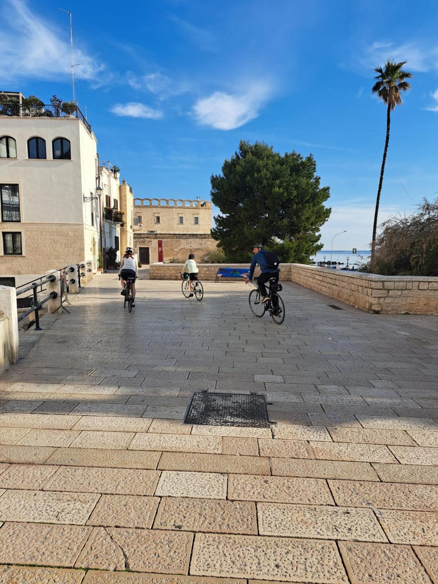 Il Cortiletto Apartment Bari Bagian luar foto